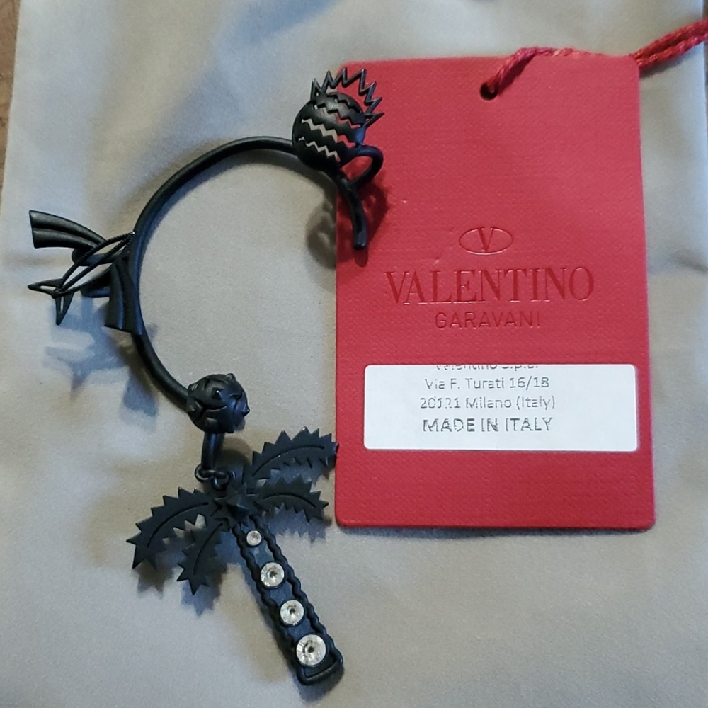 Valentino Garavani jet set Ear Cuff